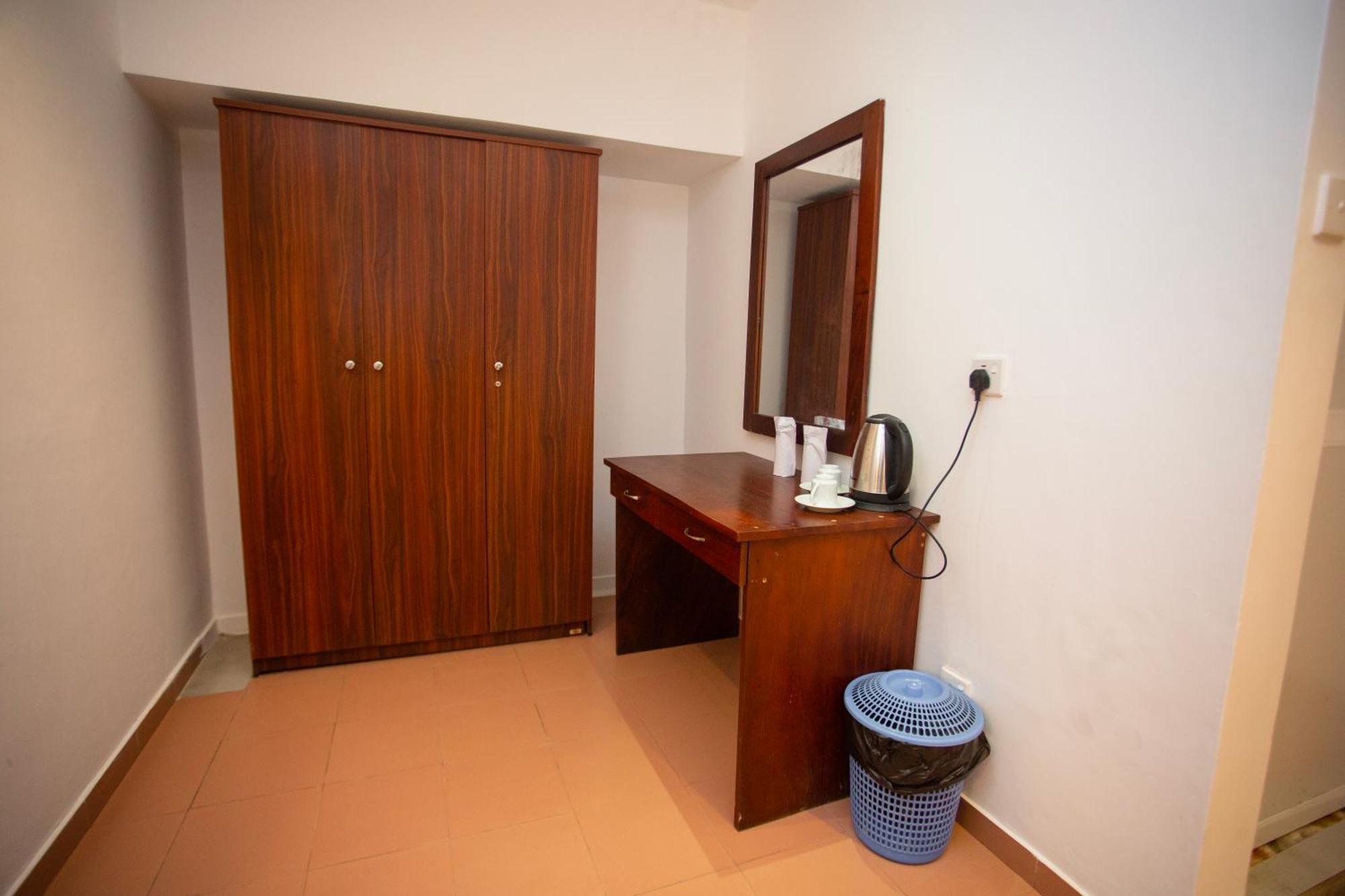 Lucky Seven Hikkaduwa Hotel Kültér fotó