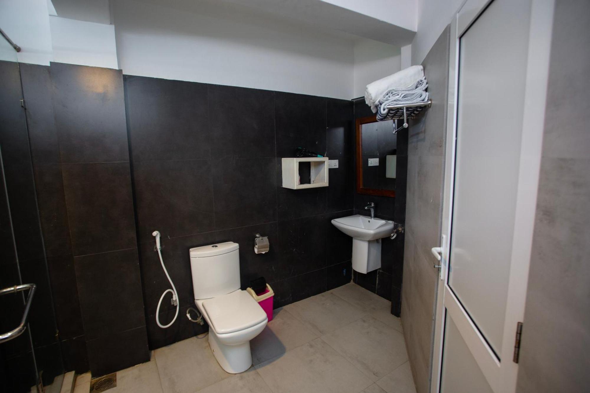 Lucky Seven Hikkaduwa Hotel Kültér fotó